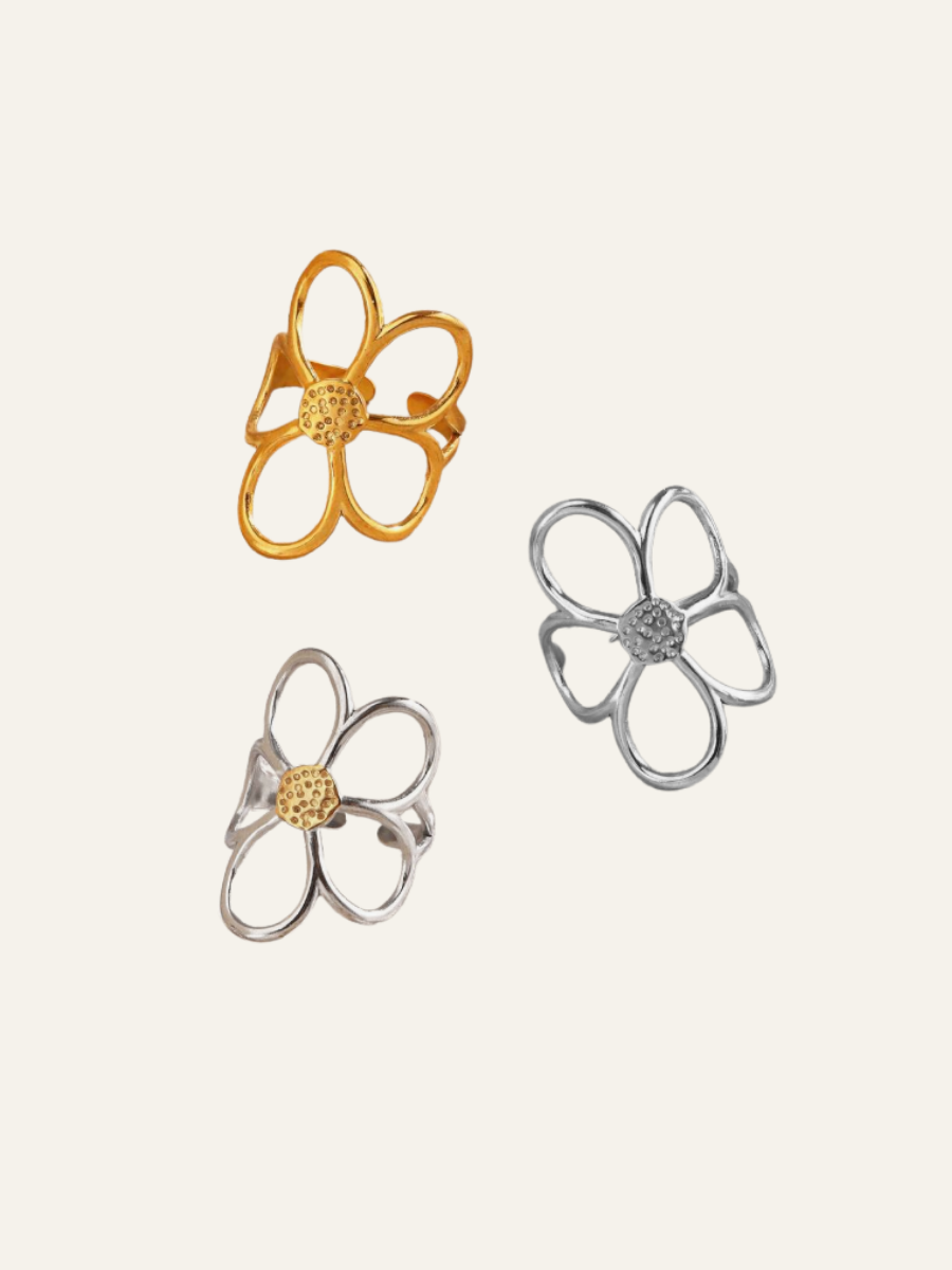 Anel Bloom